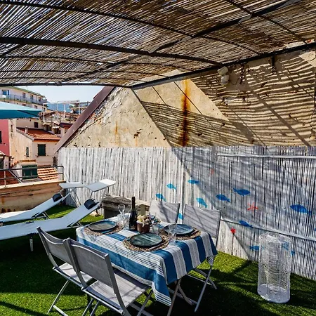Guesthost - Amazing With Private Parking * Sanremo
