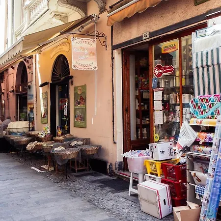 Guesthost - Amazing With Private Parking Sanremo