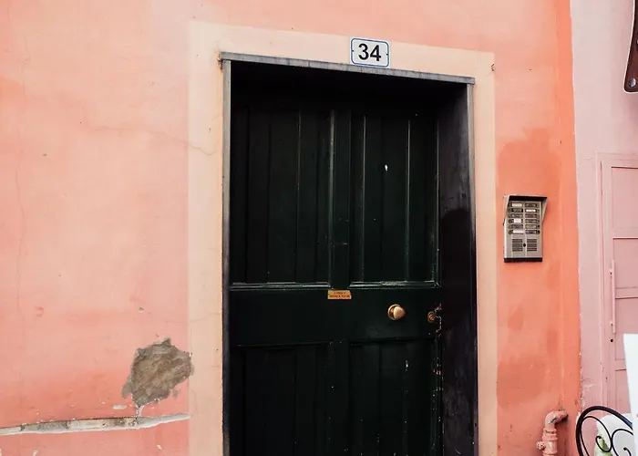 Apartamento Guesthost - Amazing With Private Parking *