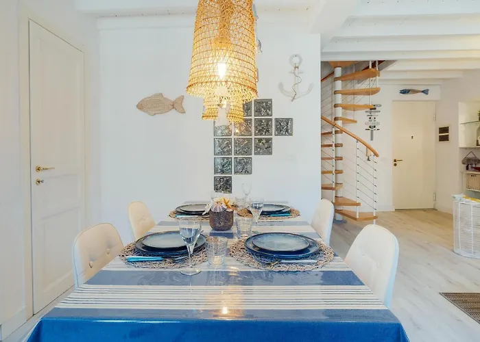 Apartamento Guesthost - Amazing With Private Parking